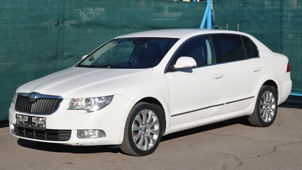ŠKODA SUPERB 1,9 TDI/77 kW – VOZIDLO TAXI OD ROKU 2024