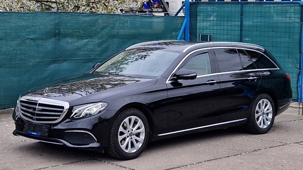 MERCEDES-BENZ E220d Wagon 2,0/143 kW