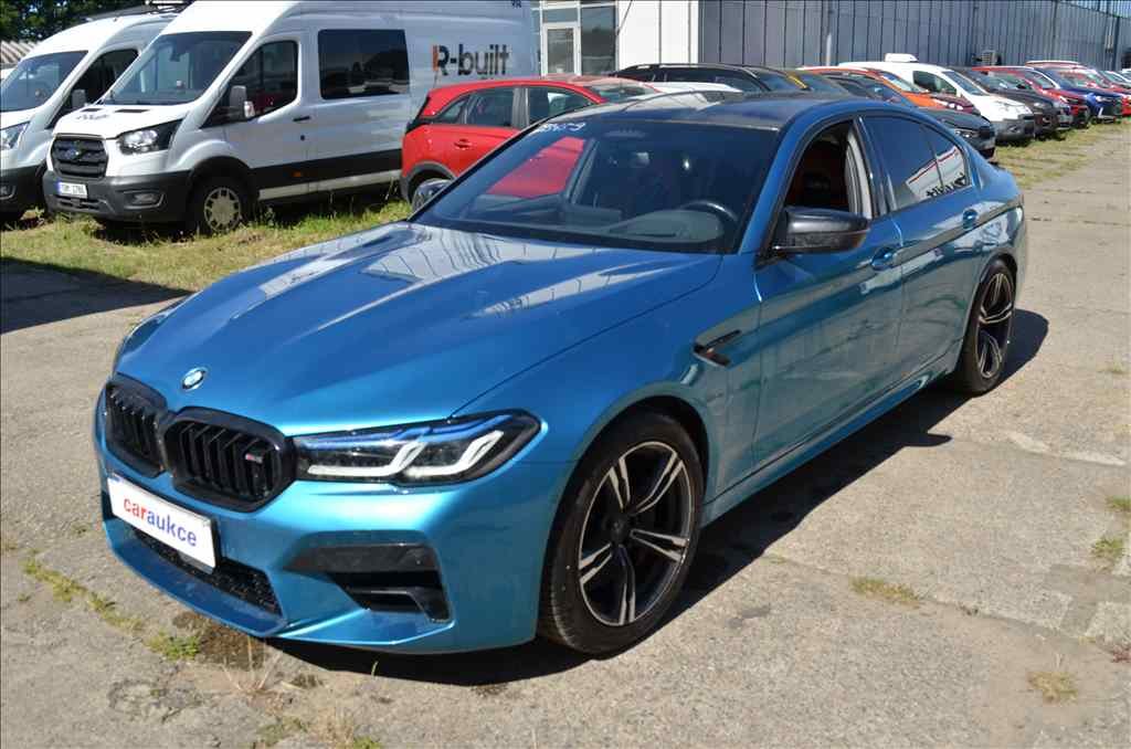 BMW M5 4,4 AT